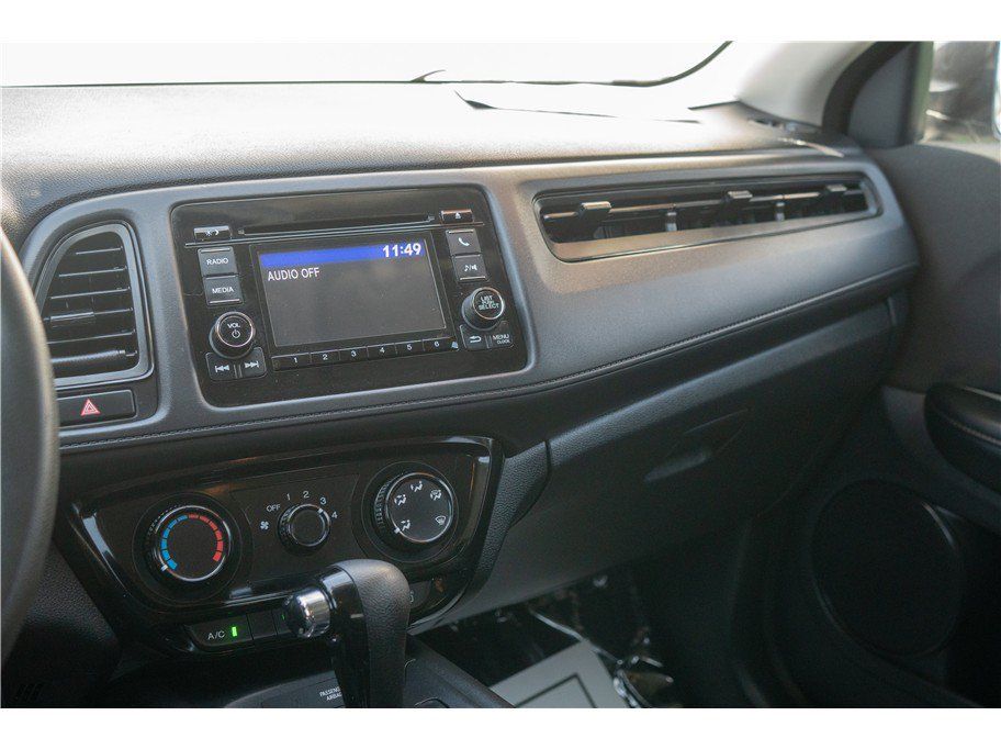Used 2020 Honda HR-V LX image 21