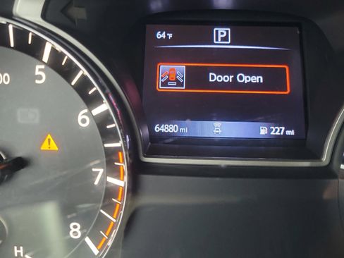 Used 2017 Nissan Pathfinder Platinum w/ Midnight Edition Package image 20