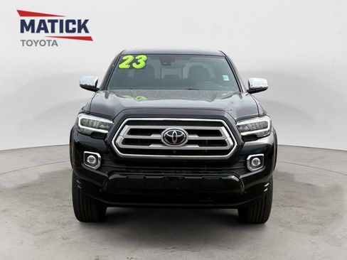 Used 2023 Toyota Tacoma Limited image 2