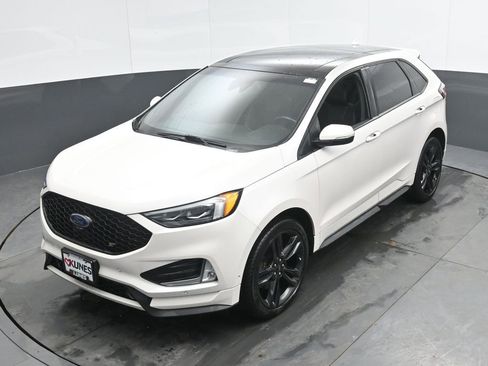 Used 2019 Ford Edge ST w/ Equipment Group 401A image 16