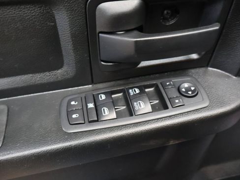 Used 2019 RAM 1500 Express w/ Wheel & Sound Group AWD/4WD image 14