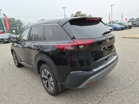 Used 2023 Nissan Rogue SV w/ SV Premium B Package AWD/4WD image 7