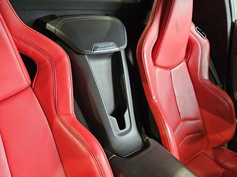 Used 2024 Chevrolet Corvette Stingray Convertible w/ Battery Protection Package RWD image 8