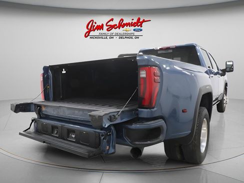 Used 2024 GMC Sierra 3500 Denali Ultimate AWD/4WD image 40