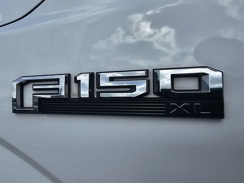 Used 2020 Ford F150 XL w/ Equipment Group 101A Mid RWD image 19