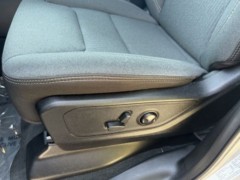 Used 2022 RAM 1500 Big Horn AWD/4WD image 14