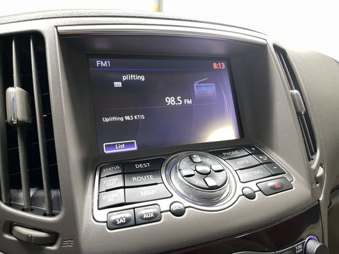 Used 2013 INFINITI G37 x Sedan w/ Premium Pkg image 18