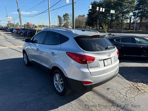 Used 2014 Hyundai Tucson SE image 3