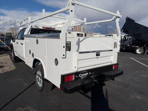 New 2026 GMC Sierra 2500 Pro w/ Convenience Package image 2