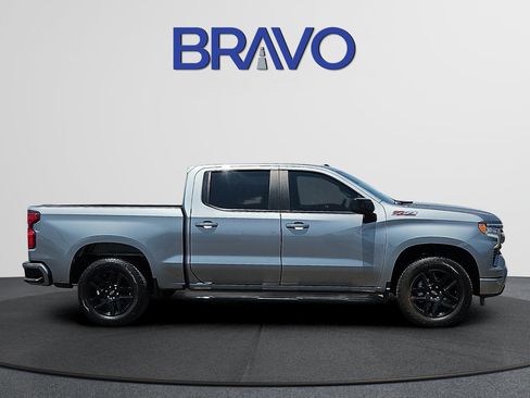 Used 2025 Chevrolet Silverado 1500 RST w/ Z71 Off-Road Package AWD/4WD image 5