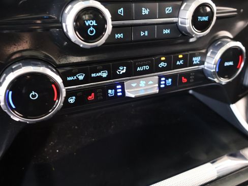 Used 2023 Ford F150 Raptor w/ Raptor 37 Performance Package AWD/4WD image 8