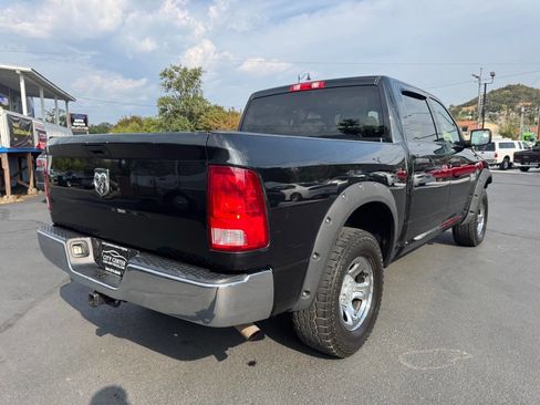 Used 2017 RAM 1500 ST w/ SXT Appearance Group image 21