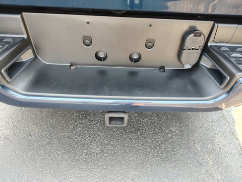 Certified 2022 RAM 1500 Laramie AWD/4WD image 11