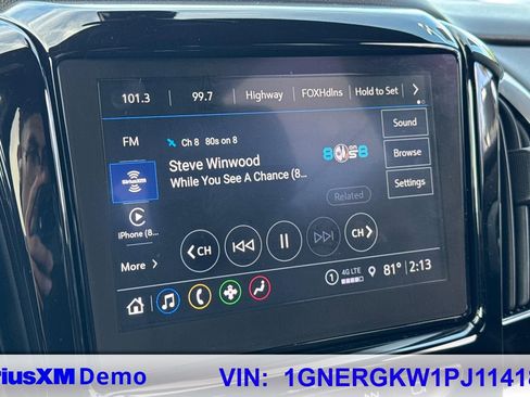 Used 2023 Chevrolet Traverse LT image 51