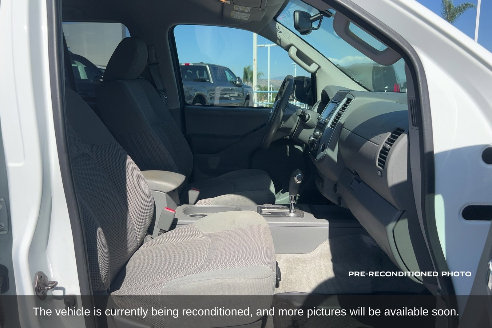 Used 2016 Nissan Frontier SV RWD image 15