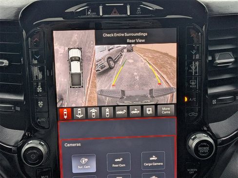 Used 2023 RAM 2500 Limited image 30