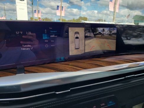 New 2026 Cadillac Escalade ESV Platinum Sport image 22