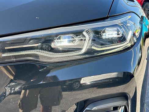 Certified 2022 BMW X7 xDrive40i w/ Premium Package image 33
