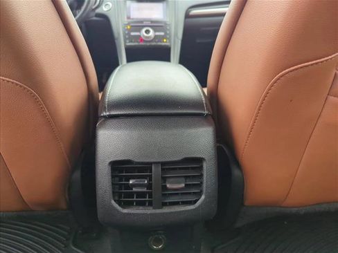Used 2019 Ford Fusion Titanium image 15