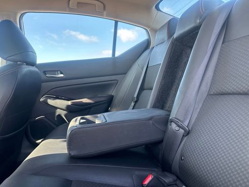 Certified 2025 Nissan Altima 2.5 SR FWD image 35