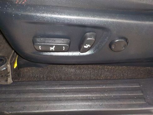 Used 2020 Toyota 4Runner TRD Off-Road Premium image 31