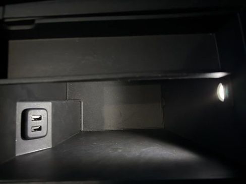 Used 2018 Chevrolet Equinox LT image 31