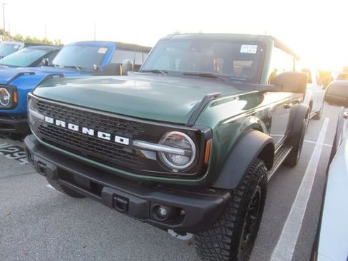 Certified 2023 Ford Bronco Wildtrak image 3