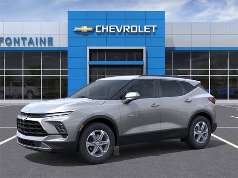 New 2026 Chevrolet Blazer LT w/ Convenience Package image 2