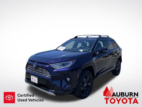 Certified 2021 Toyota RAV4 XSE w/ XSE Grade Weather Package AWD/4WD image 4