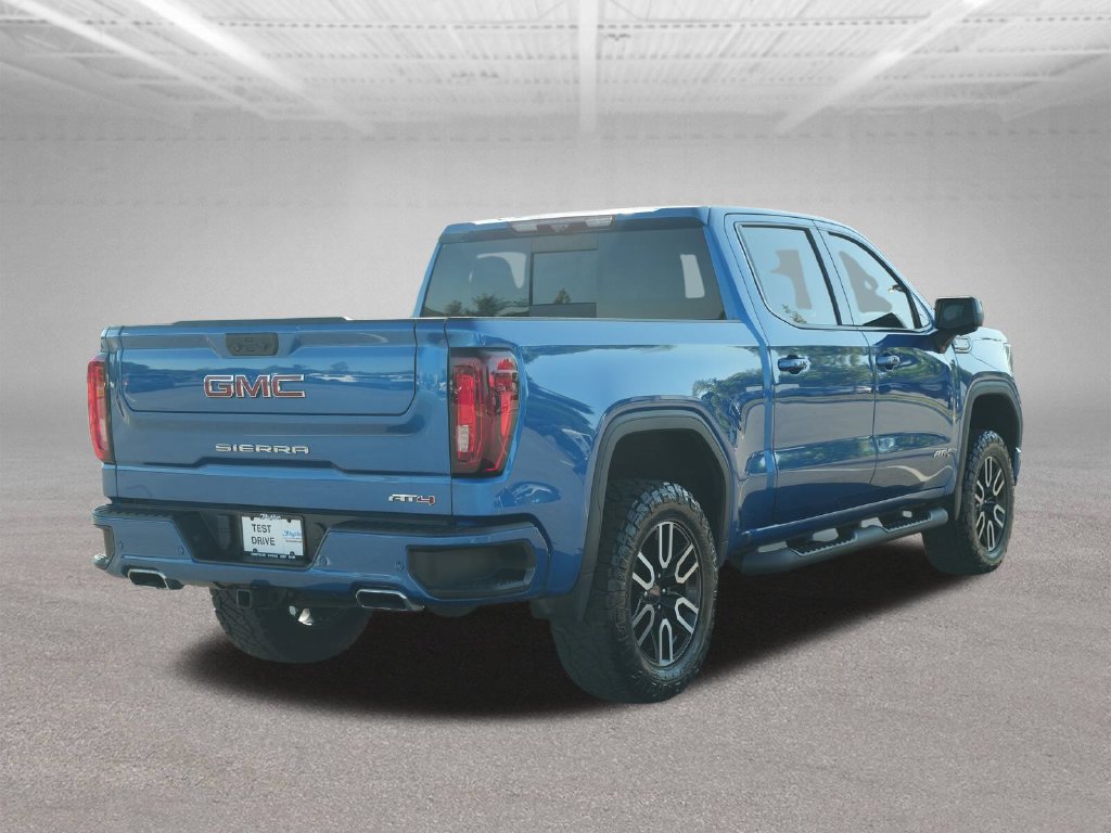 Used 2022 GMC Sierra 1500 AT4 w/ AT4 Premium Package AWD/4WD image 9