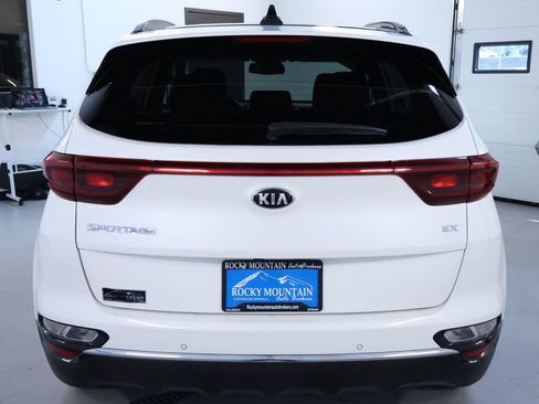 Used 2020 Kia Sportage EX w/ EX Technology Package AWD/4WD image 6