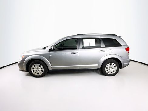 Used 2020 Dodge Journey SE w/ SE Popular Equipment Group image 7
