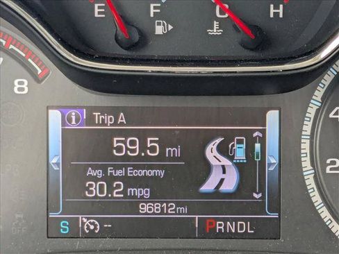 Used 2017 Chevrolet Cruze LT w/ Sun And Sound Package FWD image 10