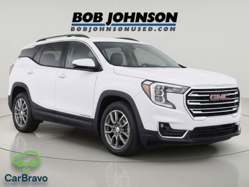 Certified 2022 GMC Terrain SLT w/ Tech Package AWD/4WD image 1