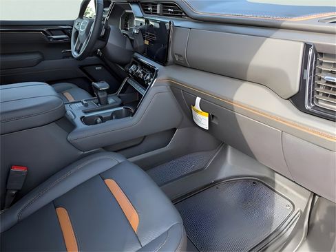New 2025 GMC Sierra 1500 AT4 w/ Technology Package image 27