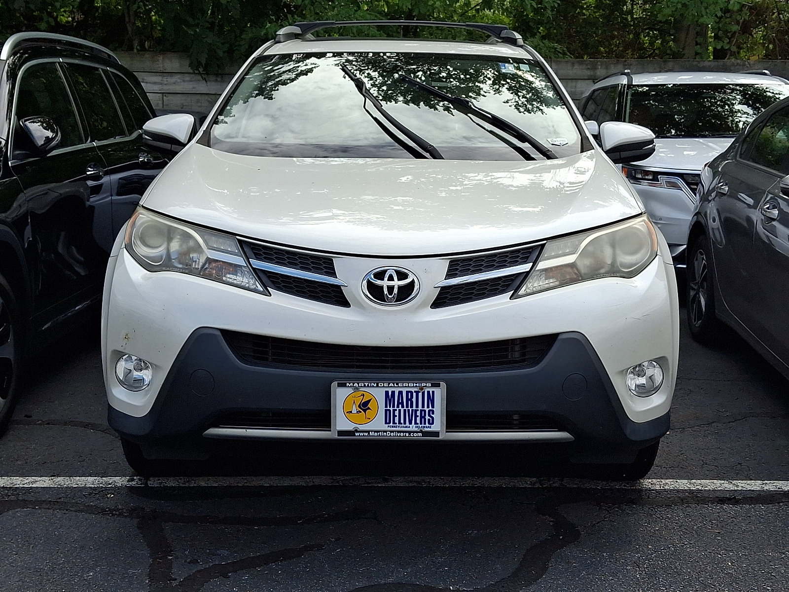 Used 2014 Toyota RAV4 Limited AWD/4WD image 2