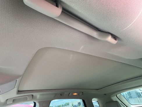 Used 2012 Cadillac SRX Luxury FWD image 5