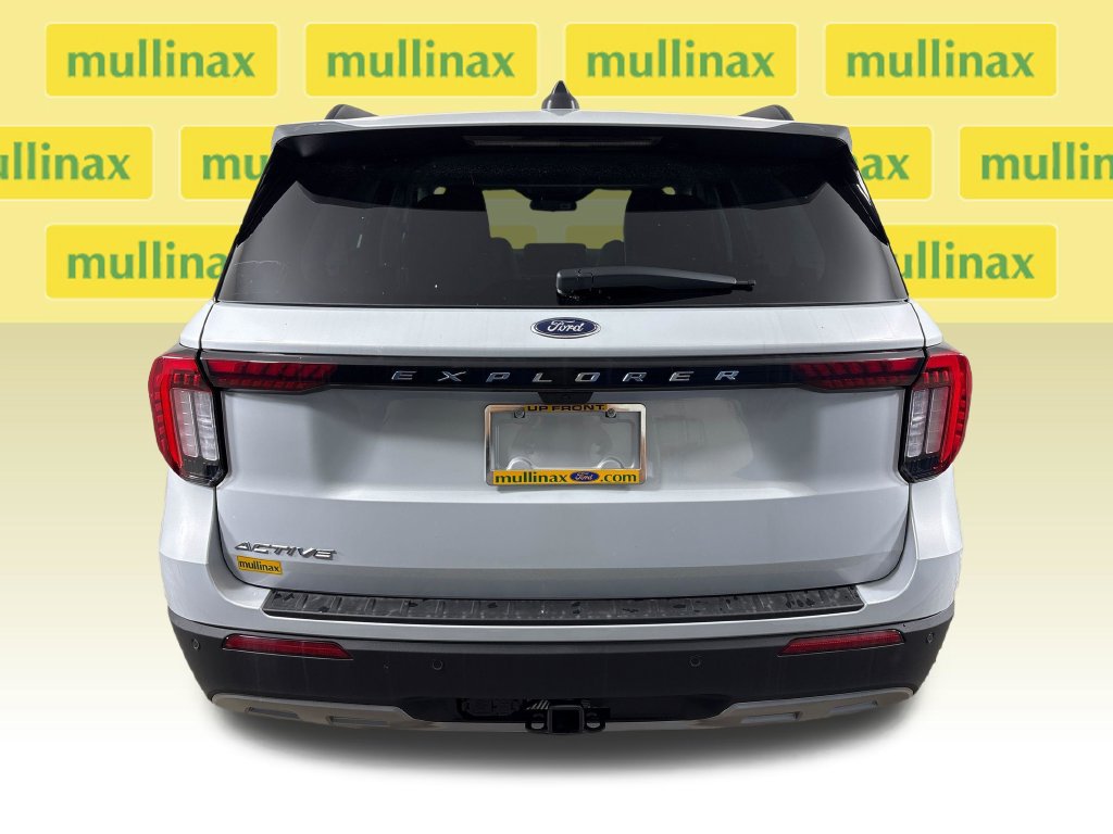New 2026 Ford Explorer Active w/ Active Comfort Package RWD image 30