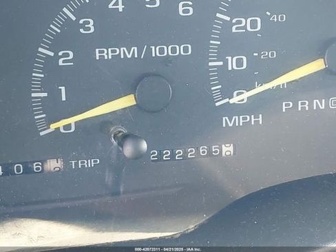 Used 1998 Chevrolet Silverado 1500 4x4 Extended Cab w/ Preferred Equipment Group 2 image 13