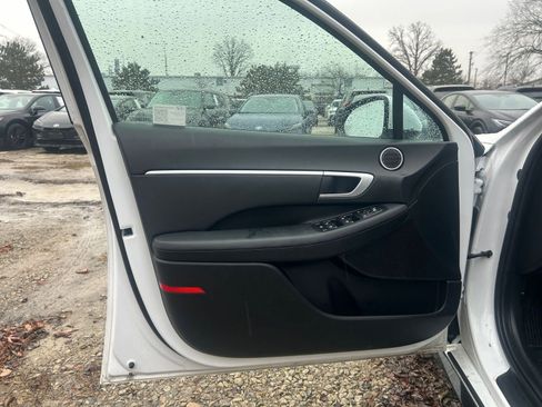 Used 2025 Hyundai Sonata SEL image 18