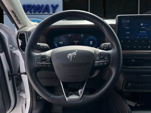 Used 2025 Ford Bronco Sport Outer Banks w/ Outer Banks Tech Package+ AWD/4WD image 13