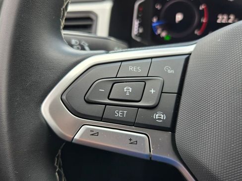 Used 2023 Volkswagen Atlas SE w/ Black Wheel Package image 22