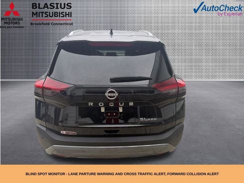 Used 2023 Nissan Rogue SL AWD/4WD image 10