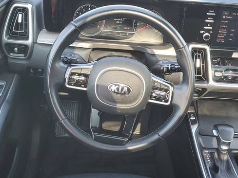 Used 2021 Kia Sorento EX w/ Panoramic Sunroof Package AWD/4WD image 14