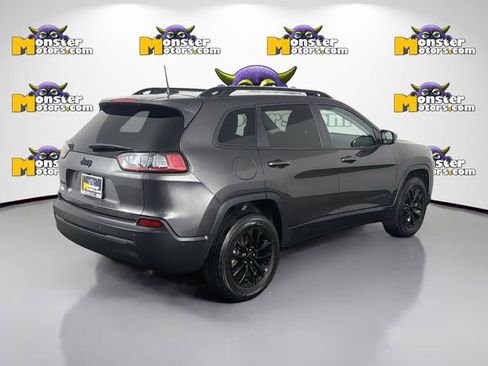 Used 2023 Jeep Cherokee Altitude Lux AWD/4WD image 5