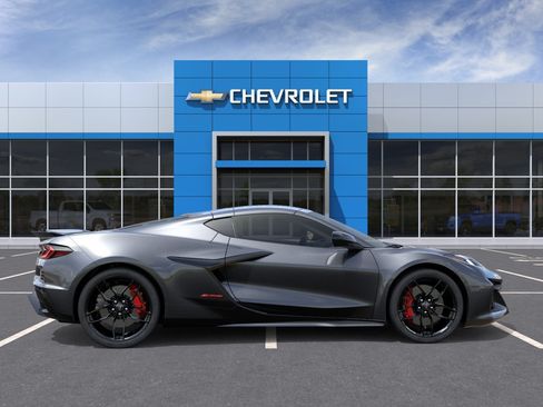 New 2027 Chevrolet Corvette Z06 w/ Stealth Interior Trim Package RWD image 5
