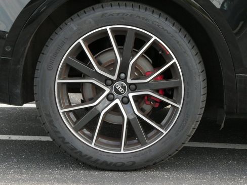 Used 2022 Audi SQ5 Prestige w/ Prestige Package image 29