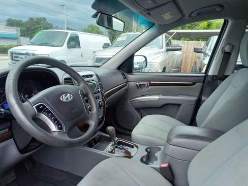 Used 2011 Hyundai Santa Fe GLS image 10