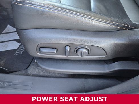 Used 2019 GMC Terrain SLT w/ Preferred Package image 26