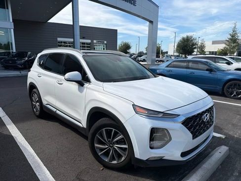 Used 2019 Hyundai Santa Fe FWD image 2
